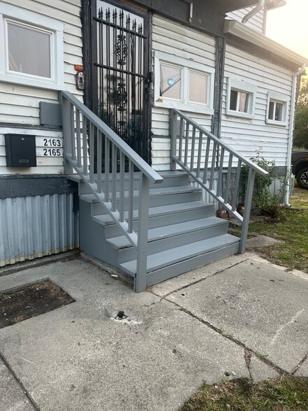 Building Photo - 2163 Lemay St