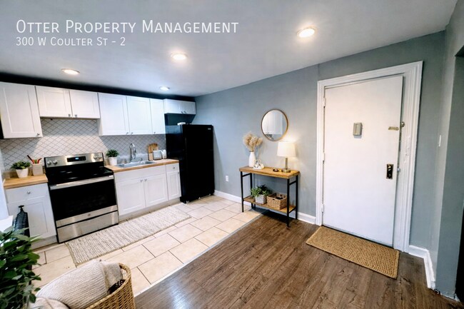 Building Photo - 300 W Coulter St