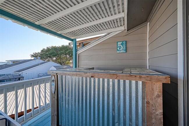 Building Photo - 88 Lakeview Village