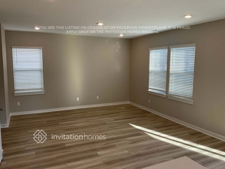 Building Photo - 1023 Baltusrol Ln