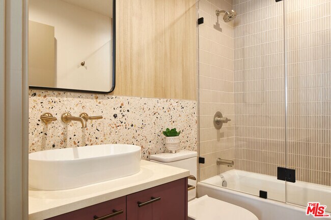 Building Photo - 12425 Texas Ave