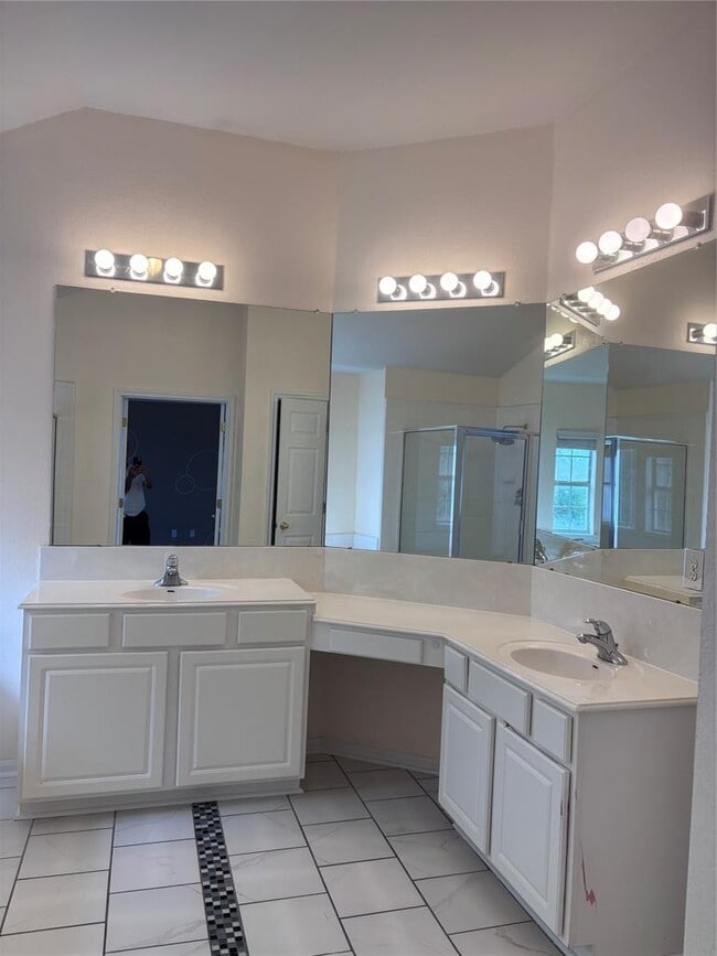 Building Photo - 1704 Lynnville Trail