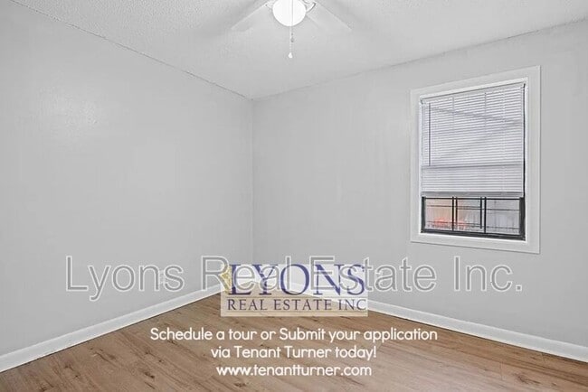 Building Photo - 2814 Kirkwood Cir