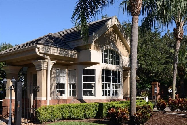 Building Photo - 2702 Prestwick Dr