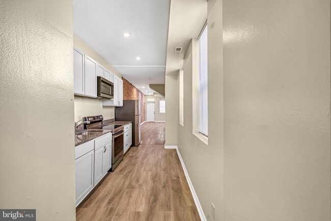 Building Photo - 2131 Jefferson St