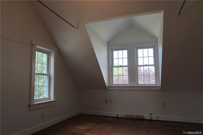 Building Photo - 31 Upper Depew Ave