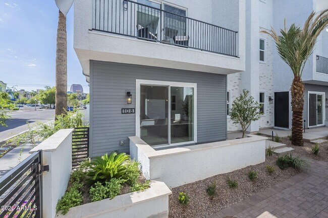 Building Photo - 115 W Holcomb Ln