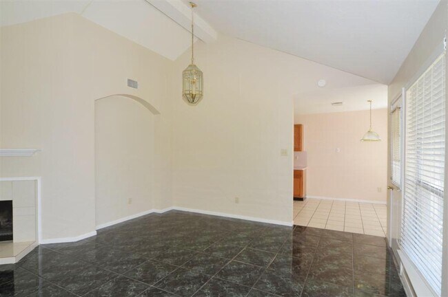 Building Photo - 11514 Sagecreek Dr