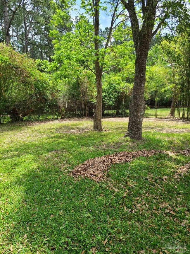 Building Photo - 6960 Klondike Rd