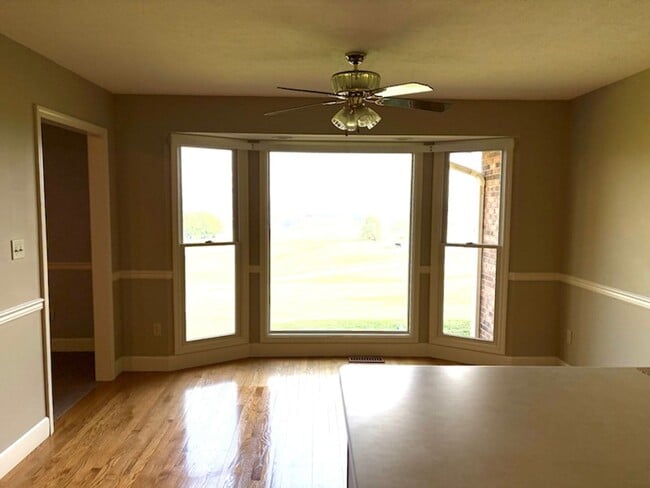 Building Photo - 2737 Hickory Ridge Rd