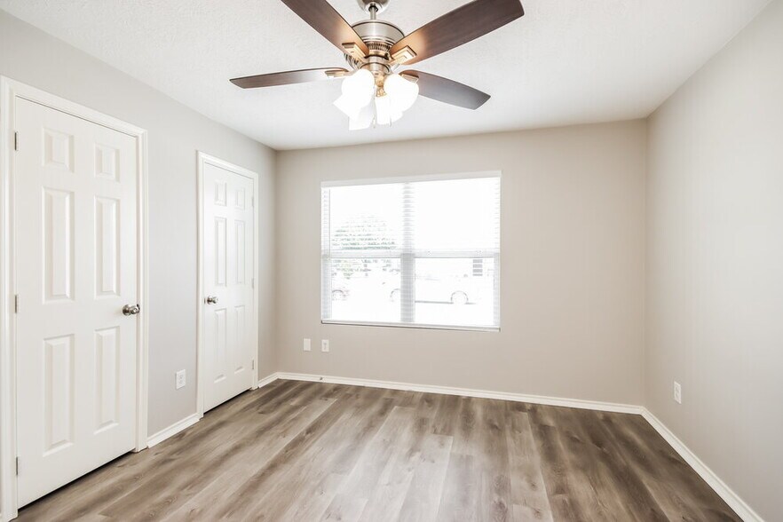 Building Photo - 12414 Shepherds Way