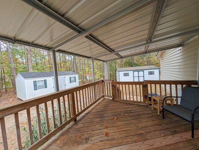 Building Photo - 1340 Meadowland Dr