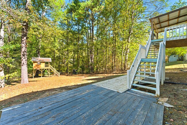 Building Photo - 50 Willowbrook Ct