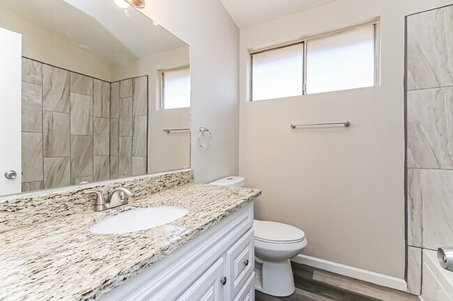 Building Photo - 2717 W Estrella Dr