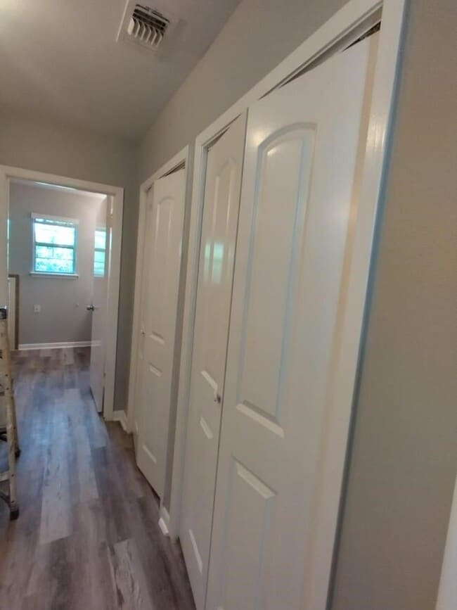 Building Photo - 1220 Walnut St