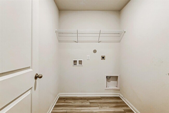 Building Photo - 10718 Millet Ct