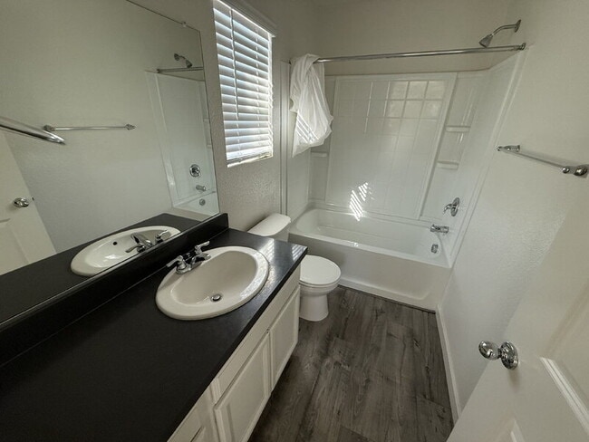 Building Photo - 4364 White Ash Ln