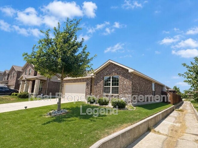 Building Photo - 5601 Portola Ln
