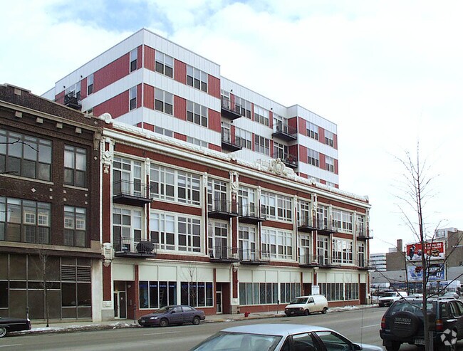 Alternate view of 1631 S Michigan Ave - Tandem Lofts