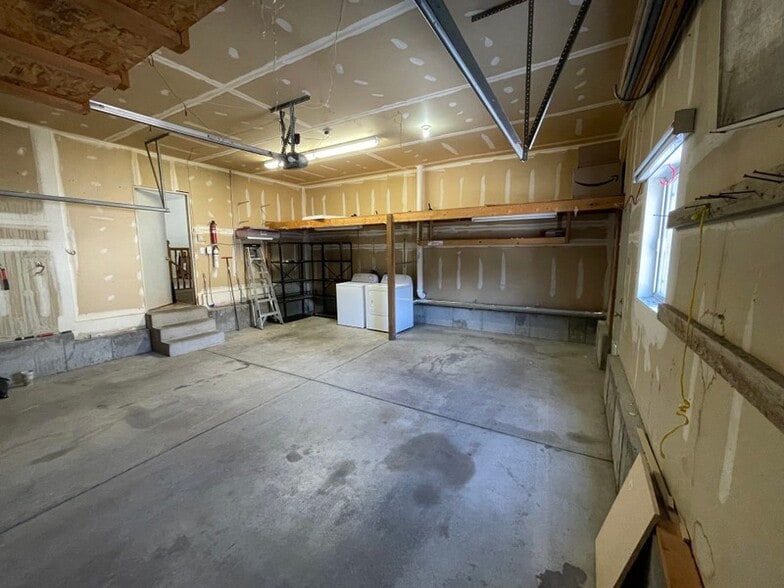 Building Photo - 8146 Angel St