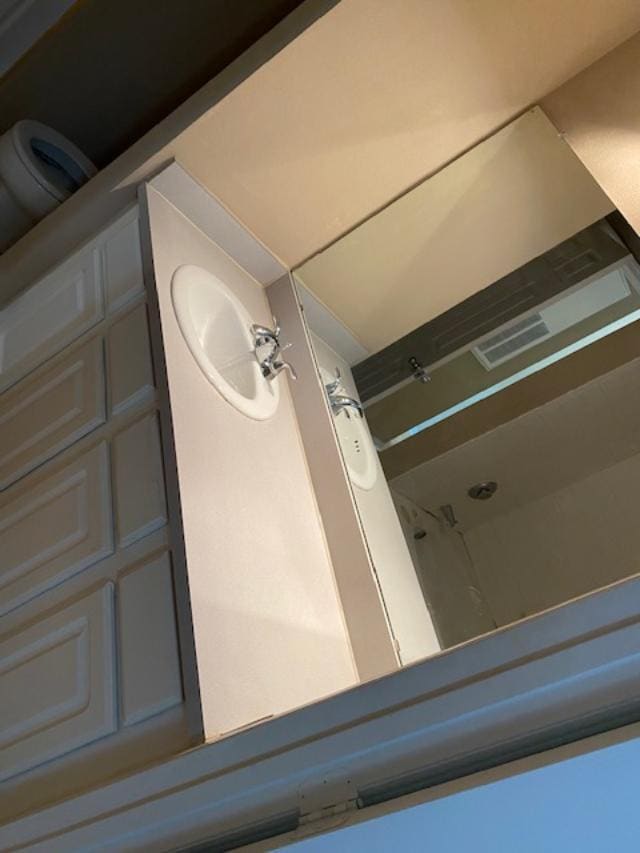 Building Photo - 13703 Richmond Park Dr N