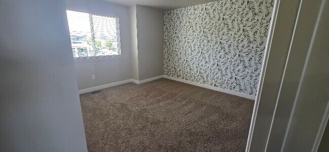 Building Photo - 14313 Meadow Rose Dr