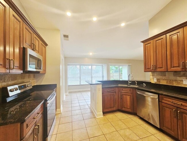 Building Photo - 8935 Esguerra Ln