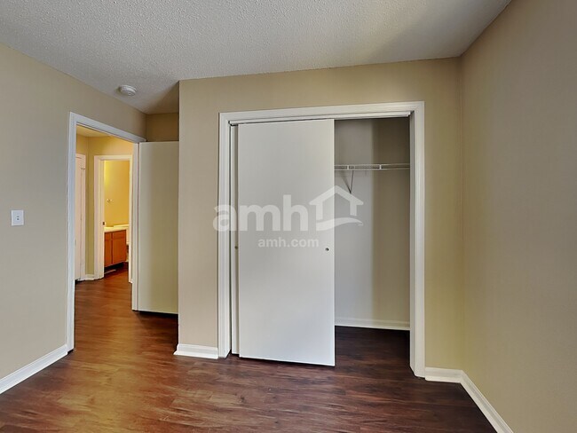 Building Photo - 10321 Hornton St