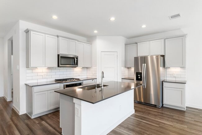 Building Photo - 13340 Bear Creek Ct