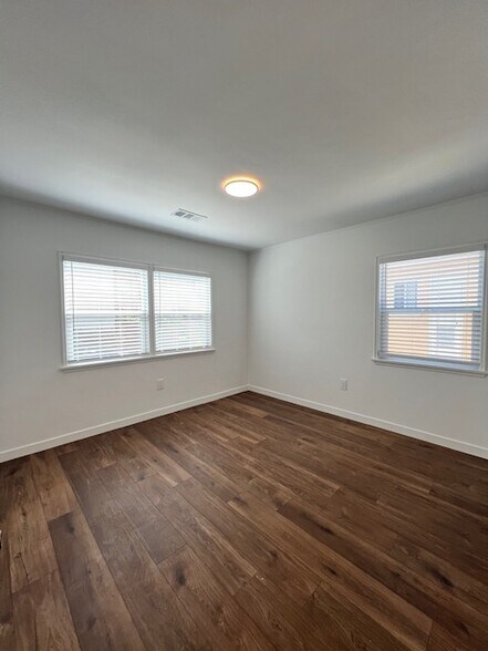 Building Photo - 4221 Duquesne Ave