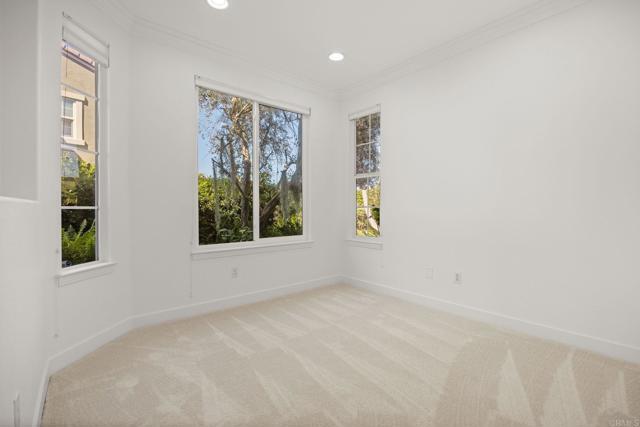 Building Photo - 7479 Mermaid Ln