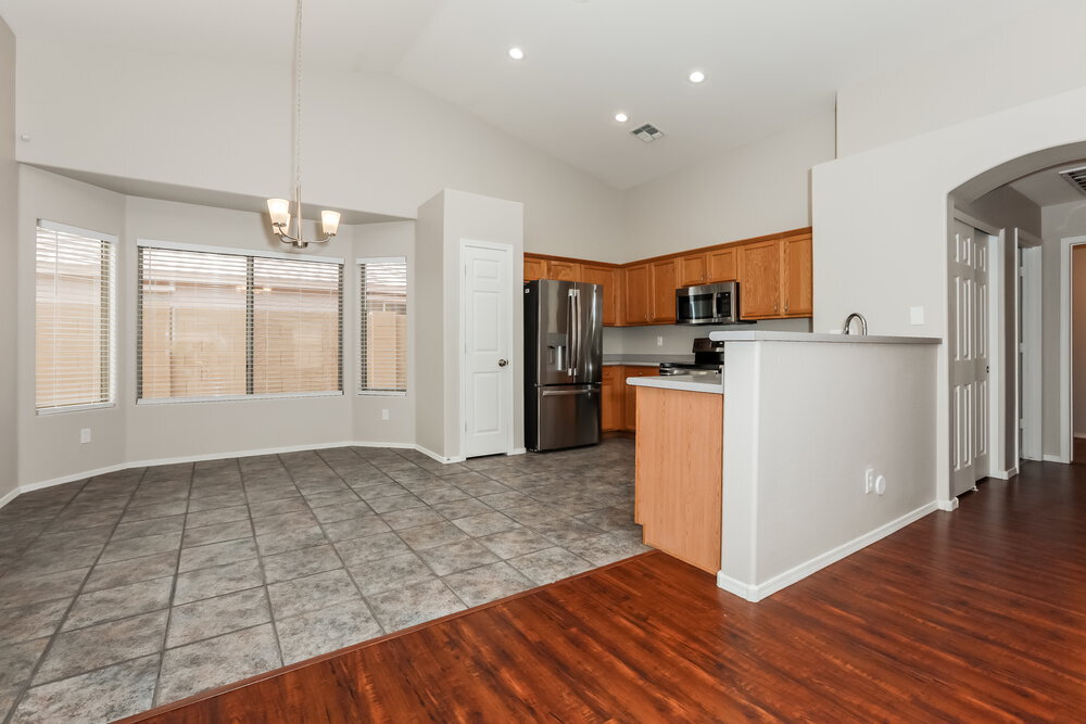 Building Photo - 3801 S Joshua Tree Ln