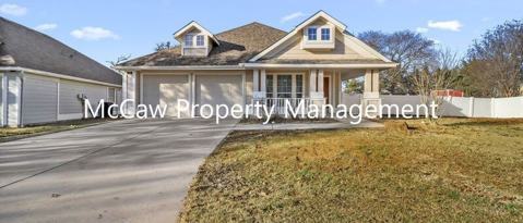Building Photo - 100 Hilltop Dr