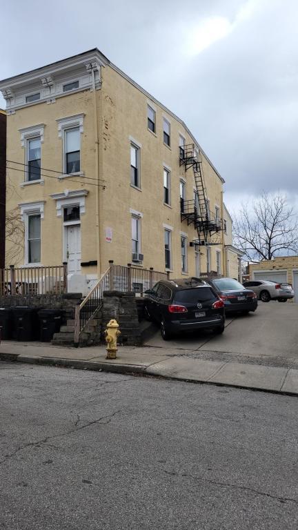 Building Photo - 2348 Wheeler St