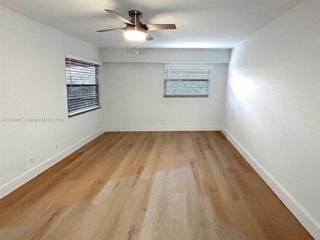 Building Photo - 1300 SW 124th Terrace