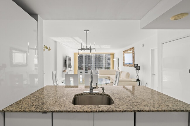 Building Photo - 10275 Collins Ave