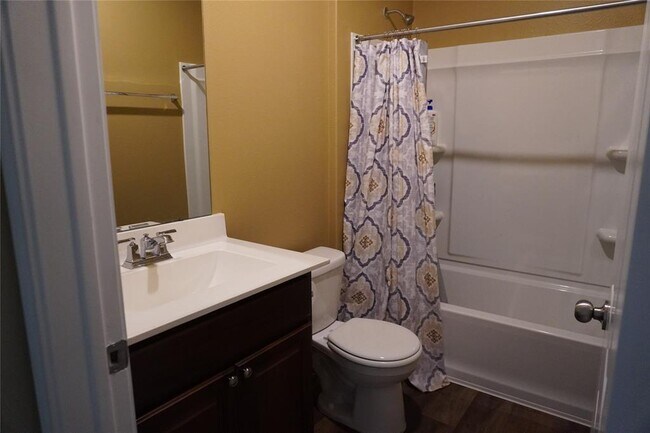 Building Photo - 14503 Overland Pass