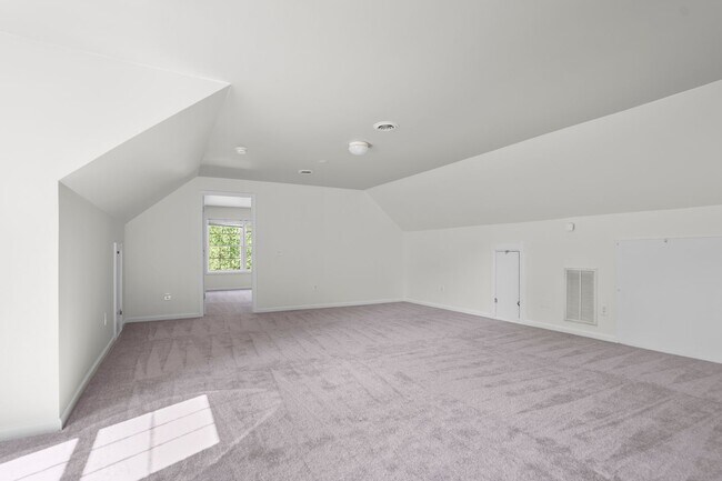 Building Photo - 3352 Mahlon Moore Rd