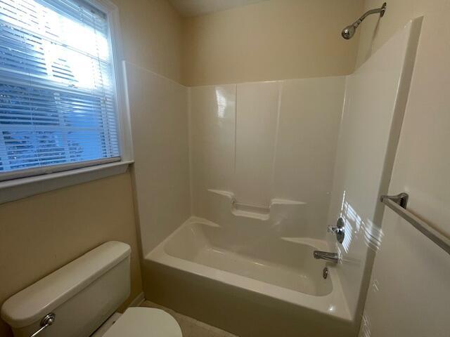 Building Photo - 406 Sandleton Way