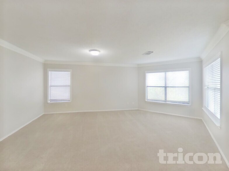 Building Photo - 6007 Ferrysage Dr