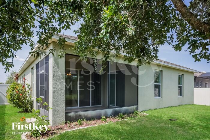 Building Photo - 2390 Sequoia Way