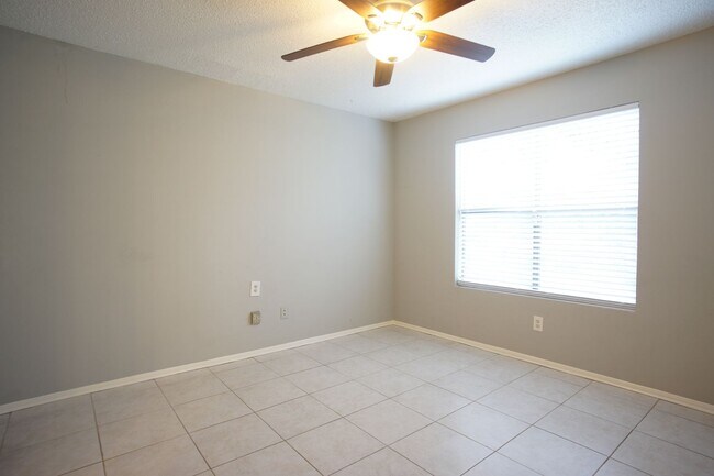 Building Photo - 8805 Schick Rd