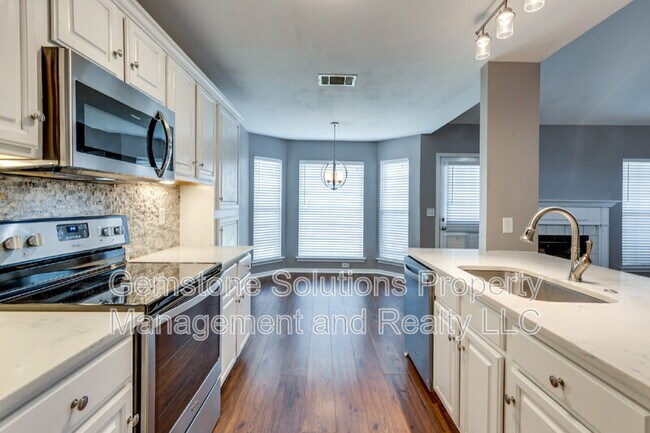 Building Photo - 3011 Baker Way