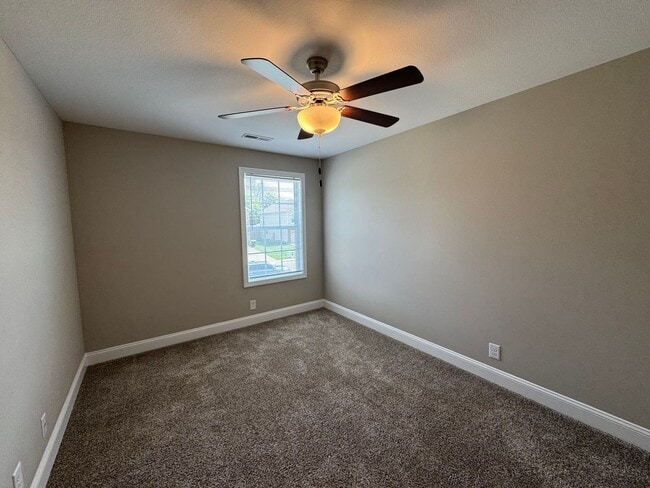 Building Photo - Gorgeous Single Family Home