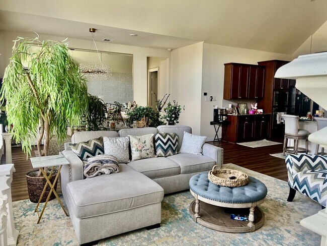 Building Photo - 2349 Blue Sail Dr