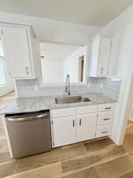 Building Photo - 506 Cormay Ct