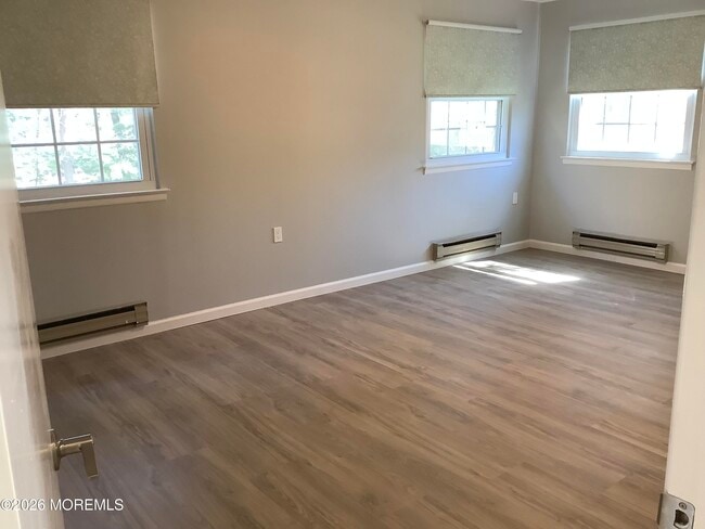 Building Photo - 7B Ivy St