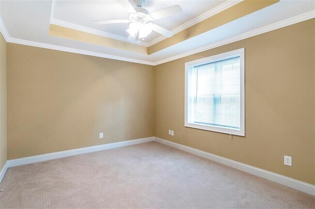 Building Photo - 12489 Huntington Trace