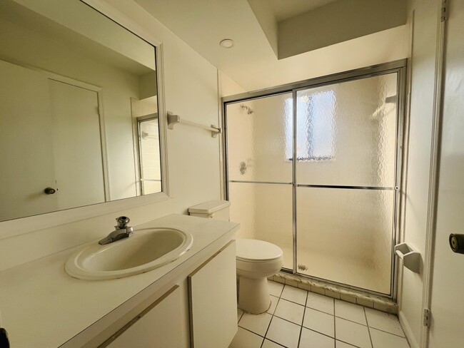 Building Photo - 11877 Sturbridge Ln