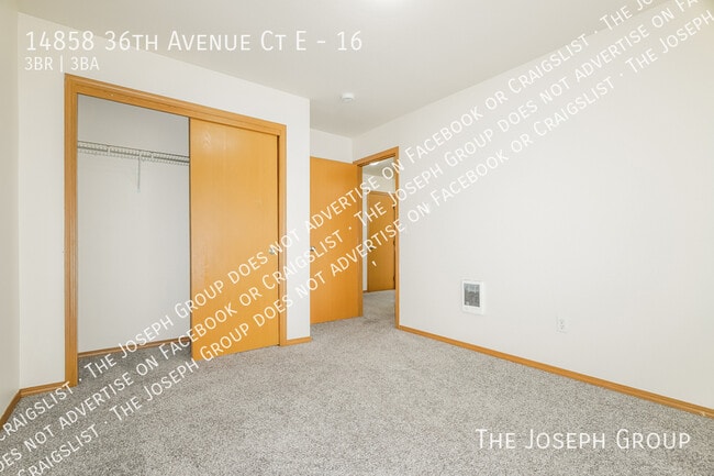 Building Photo - 14858 36th Ave Ct E